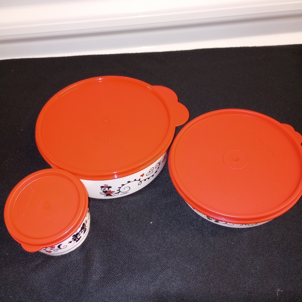 NEW Tupperware Mickey & Minnie Mouse Set - Picture 2 of 7